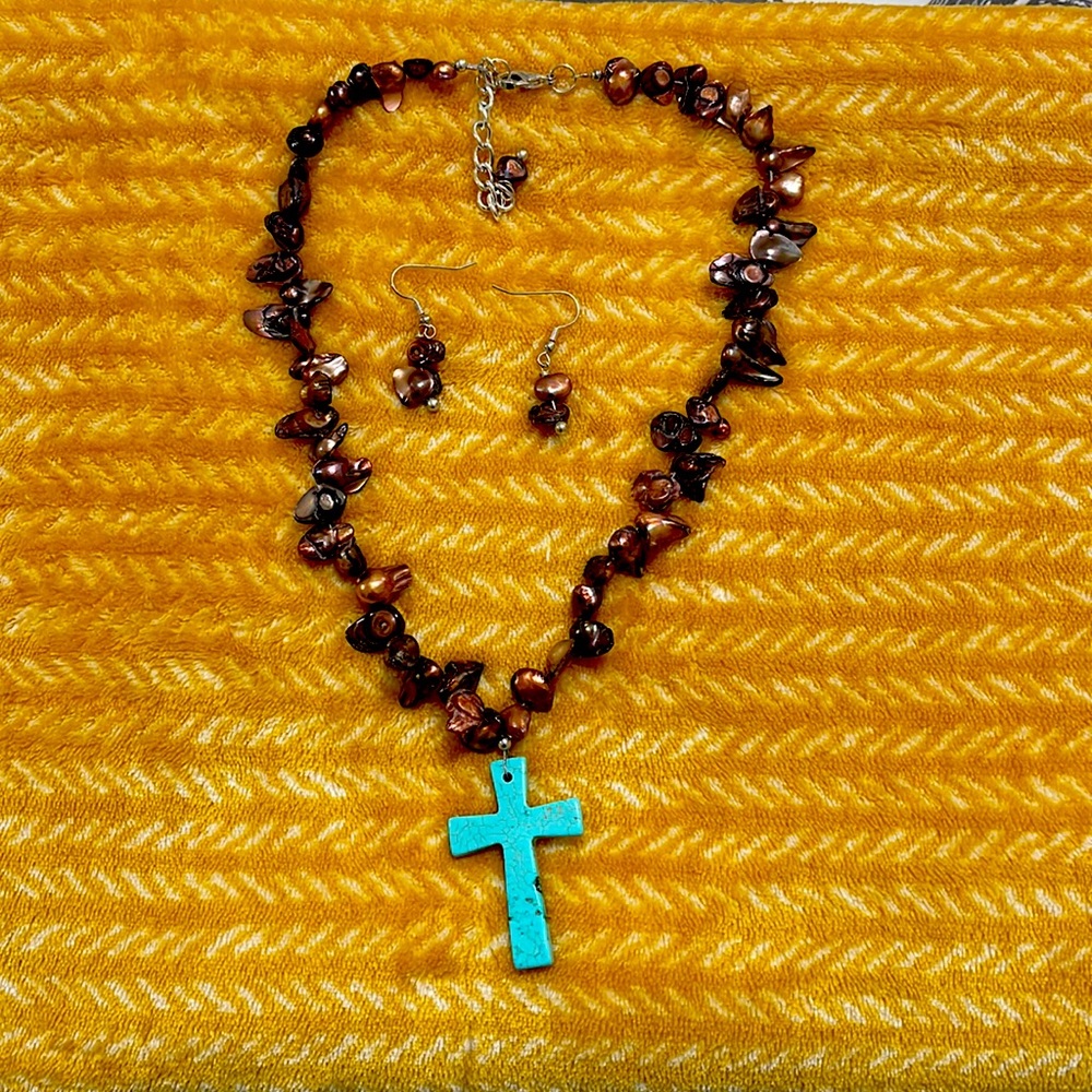 Western necklace and earrings set